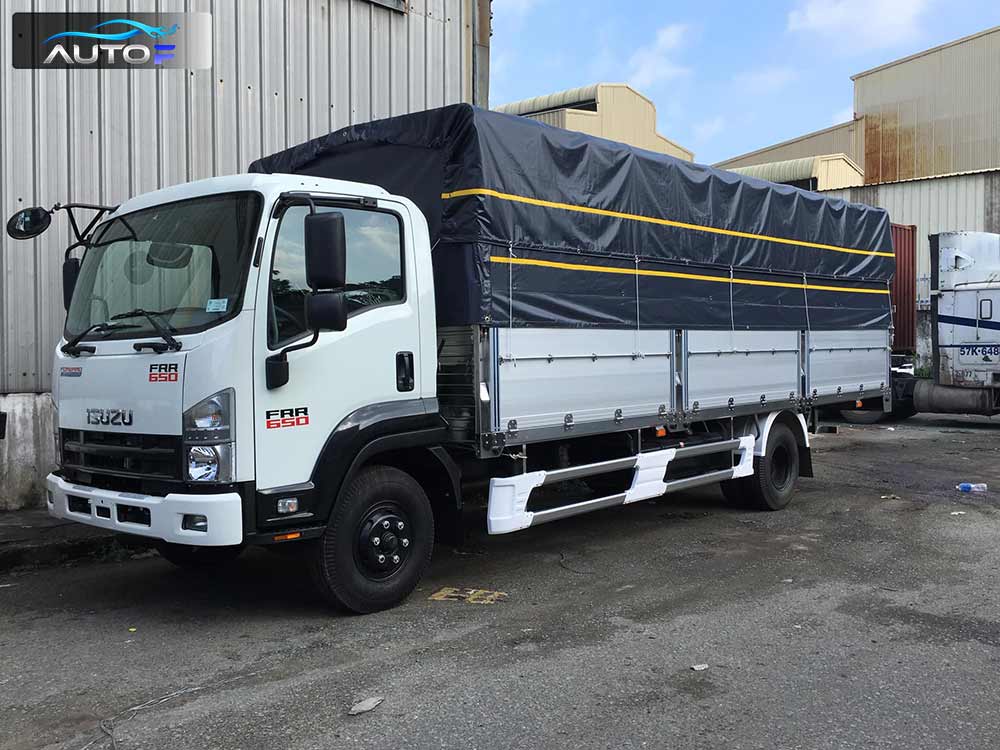 Xe tải Isuzu FRR 650 thùng bạt bửng nhôm 6.5 tấn dài 6.7 mét